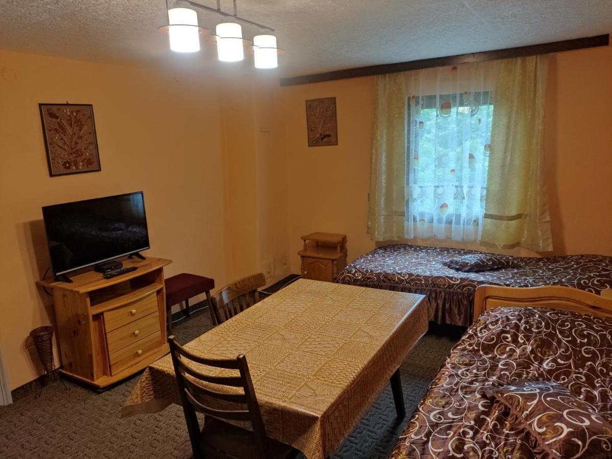 Holiday Home Lyubovo Gabrovo Extérieur photo