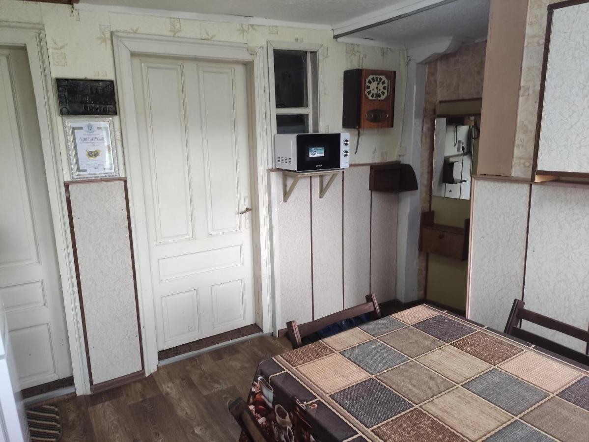 Holiday Home Lyubovo Gabrovo Extérieur photo